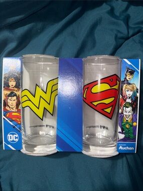 DC Superhero Glasses Set - Yellow Wonder Woman & Red Superman Logos